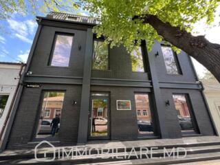 Spațiu comercial cu 3 niveluri, sect. Centru Vă propunem spre vânzare 