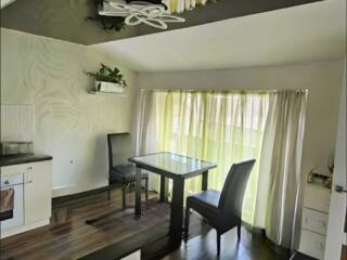 Предлагается к продаже стильный двухуровневый таунхаус в сердце ...