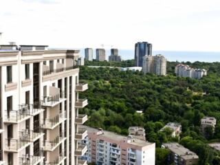 Продается 1-комнатная квартира на Большом Фонтане на среднем 13 этаже 