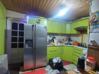 Продается двухэтажный жилой дом площадью 107 м на участке 3 соток в ..