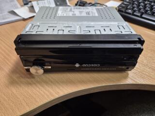 Продам аудиомагнитофон с выдвижным экраном