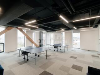 Se oferă spre chirie spațiu pentru oficii amplasat în ...