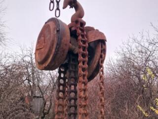 Продам таль цепную, мощную. СССР.