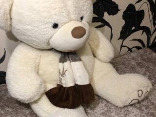 Продам большого мягкого медведя