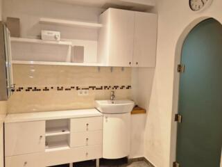 Se da in chirie spatiu 65m2.Telecentru. prima linie.