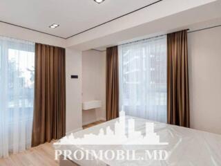 Vă propunem spre vânzare acestapartament cu 2camere și living,sect. ..