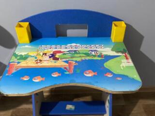 Продам детский столик