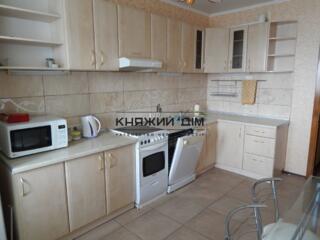 Пропонується в оренду однокімнатна квартира на Осокорках за адресою: .