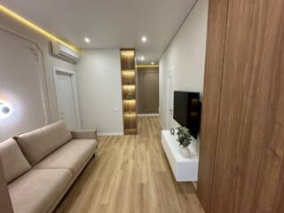 Элегантная видовая 2-комнатная квартира с дорогим ремонтом в ...