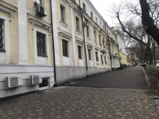 В продаже однокомнатная квартира с уникальным расположением: ...