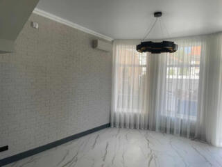 Продам новый коттедж с ремонтом на ул.Львовской