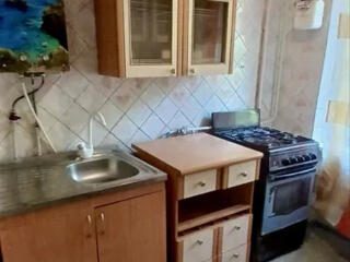 Продаю 2к/к, ЮТЗ, Молодогвардейская, 3 этаж.