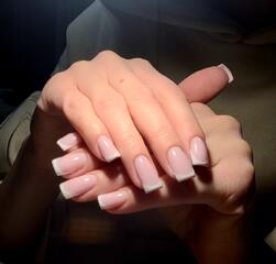 Наращивание ногтей, гель-лак. Педикюр. Парафинотерапия рук