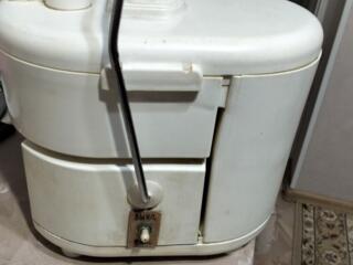 Продаю соковыжималку 