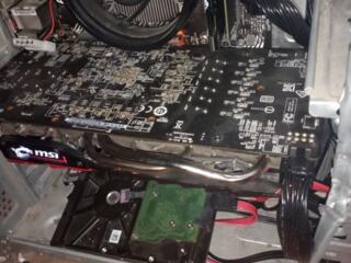 Продам а в видеркарту rx 570