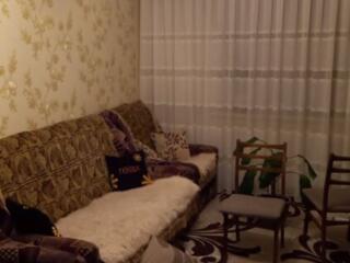 Сдаю комнату в 2-комнатной квартире - девушке или женщине за