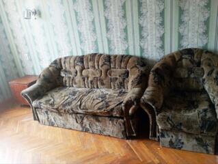 Отдам бесплатно старую мебель