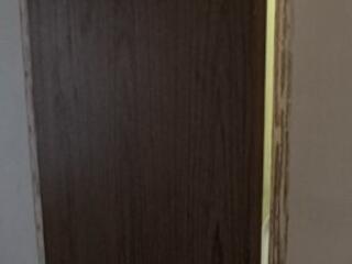 Продам двери вместе с коробкой