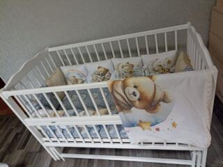 Продам детскую кроватку