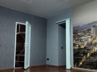 Сдаётся кабинет в аренду в Центре возле Почты.