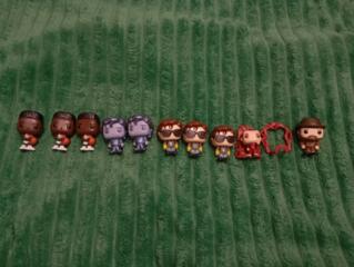 Продам или обменяю фигурки киндер джой осд