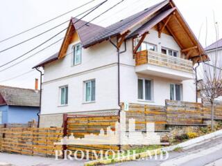 ​ Vă propunem spre vânzare aceastăcasăîn 3 nivele, amplasată în sect. 