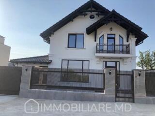 Casă cu 2 niveluri, or. Durlești (Poiana Domnească) Vă propunem spre .