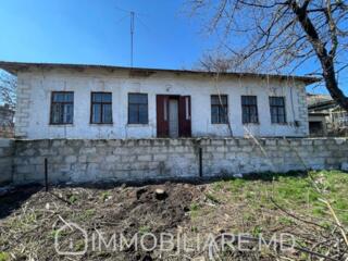 Casă, com. Trușeni Vă propunem spre vânzare casă amplasată pe un ...