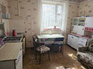 Продаётся капитальный 3-уровневый дом 223 кв.м. рядом с озером. ...