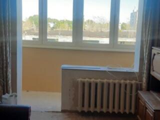 Продам 3-х комнатную квартиру на  ул .Головковской