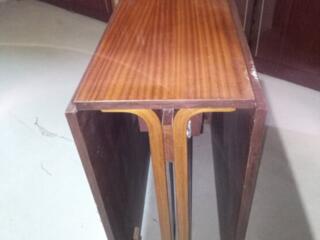 Продам стол-книжка, кровать, шкаф