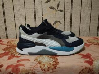 Продам б/у в хорошем состоянии фирменные кроссовки PUMA.