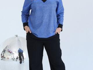 Женская новая одежда.