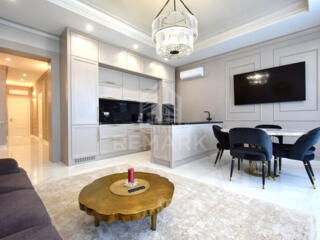 Pentru cunoscători, apartament la SUPER PREȚ!  Nu ratați luxul de a ..