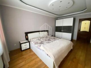 Apartament modern cu 3 camere, poziționat în centrul Chișinăului, ...