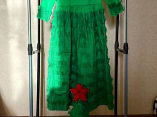 Продам новогодние костюмы. Снегурочка, Елка