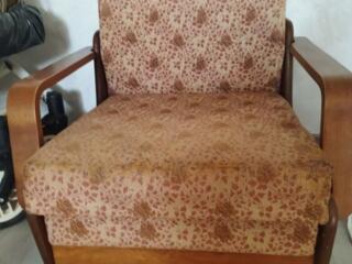 Продаю кресло раскладное б\у