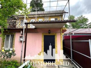 Vă propunem spre vânzare această casă cu 2 nivele,sect. Botanica, ...