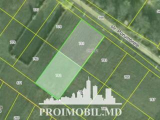 Spre vânzare se oferă teren pentru construcții, situat în sect. ...