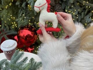 Лошадка символ наступающего года