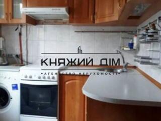 Сдается 2-х к. кв. по ул. Бакинская 37, 48/28/9 кв. м, 6/9 эт. дома. .