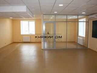 Оренда офісного приміщення біля парку Партизанської Слави. ...