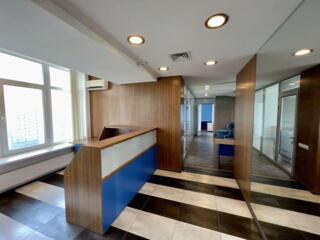 Пропонується в оренду офісне приміщення в Дарницькому районі міста ...