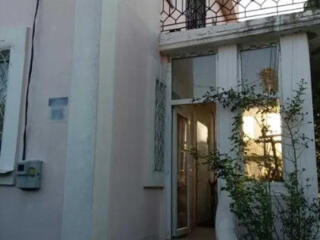 Продам 2-х этажный капитальный дом в с.Светлое (5 км от Одессы)