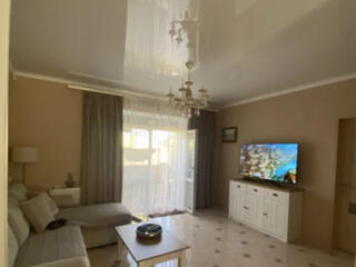 Тишина за городом, город рядом: уютный 2-этажный таунхаус