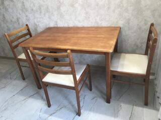 Продам стол и стулья