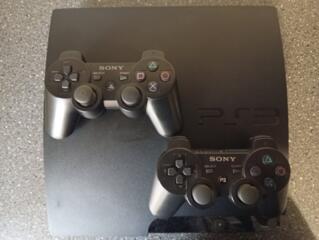 ПРОДАМ PS3 SLIM 2000р. Торг.