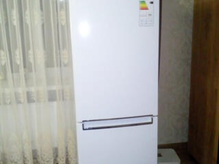 Абсолютно новый холодильник звоните круглосуточно