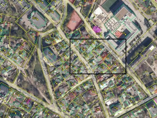 Vînzare teren pentru construcții  în prima linie, sect. Centru. ...