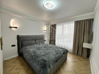 Apartament modern în complexul Estate Sunrise unde liniștea este ...